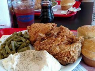 Fried Chicken and mashed potatoes